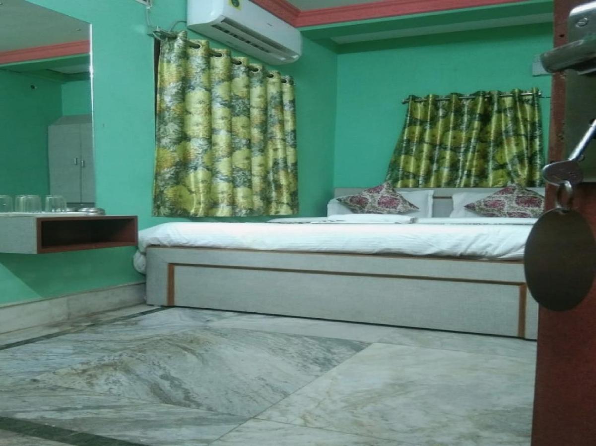 Hotel O Palace Inn Near Acropolis Mall Jādabpur Buitenkant foto